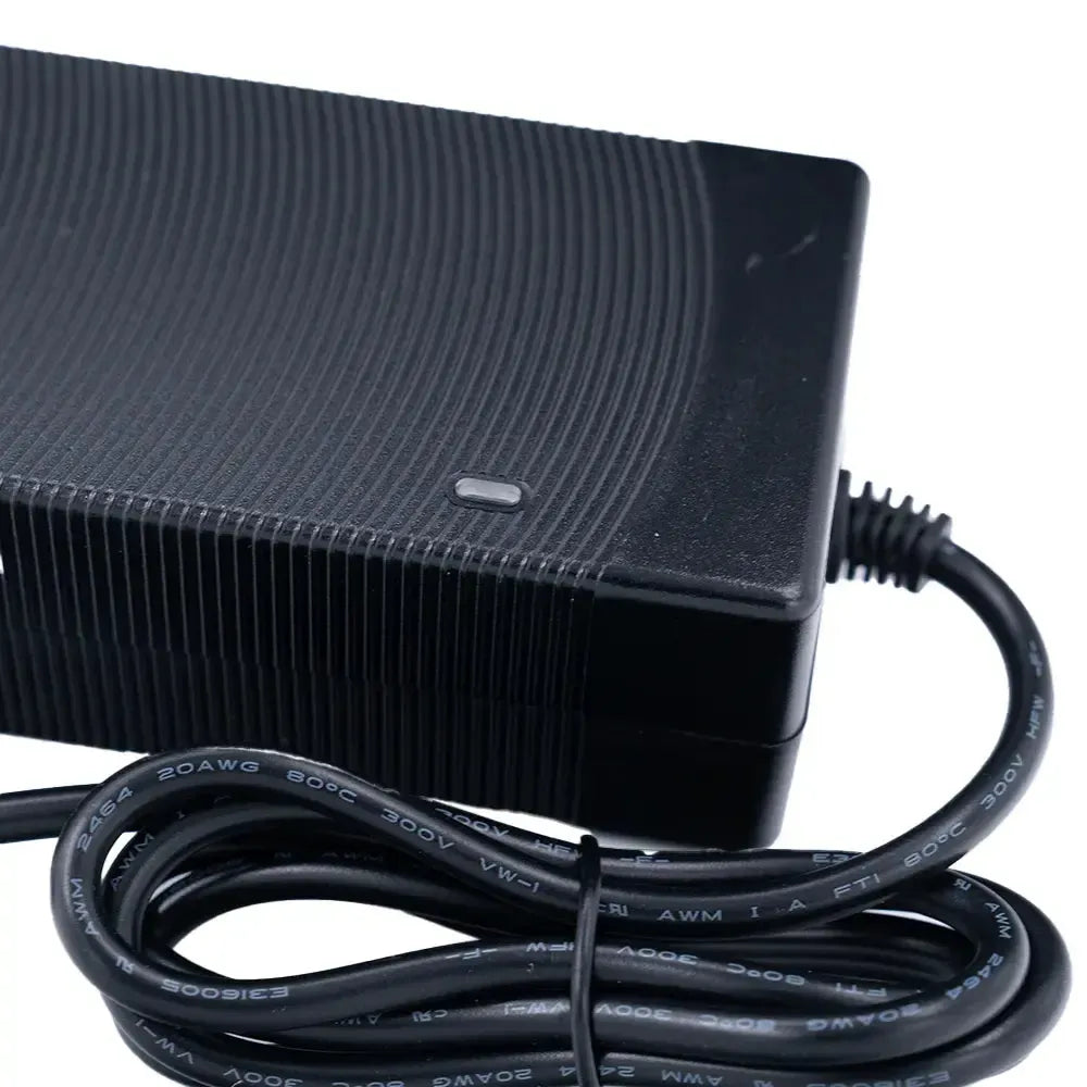 V20 – Oplader